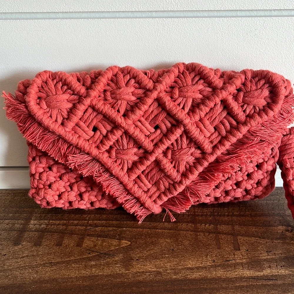 Catzin Cersis Macrame Clutch